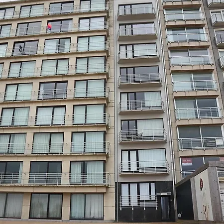 Near Marina Nieuwpoort